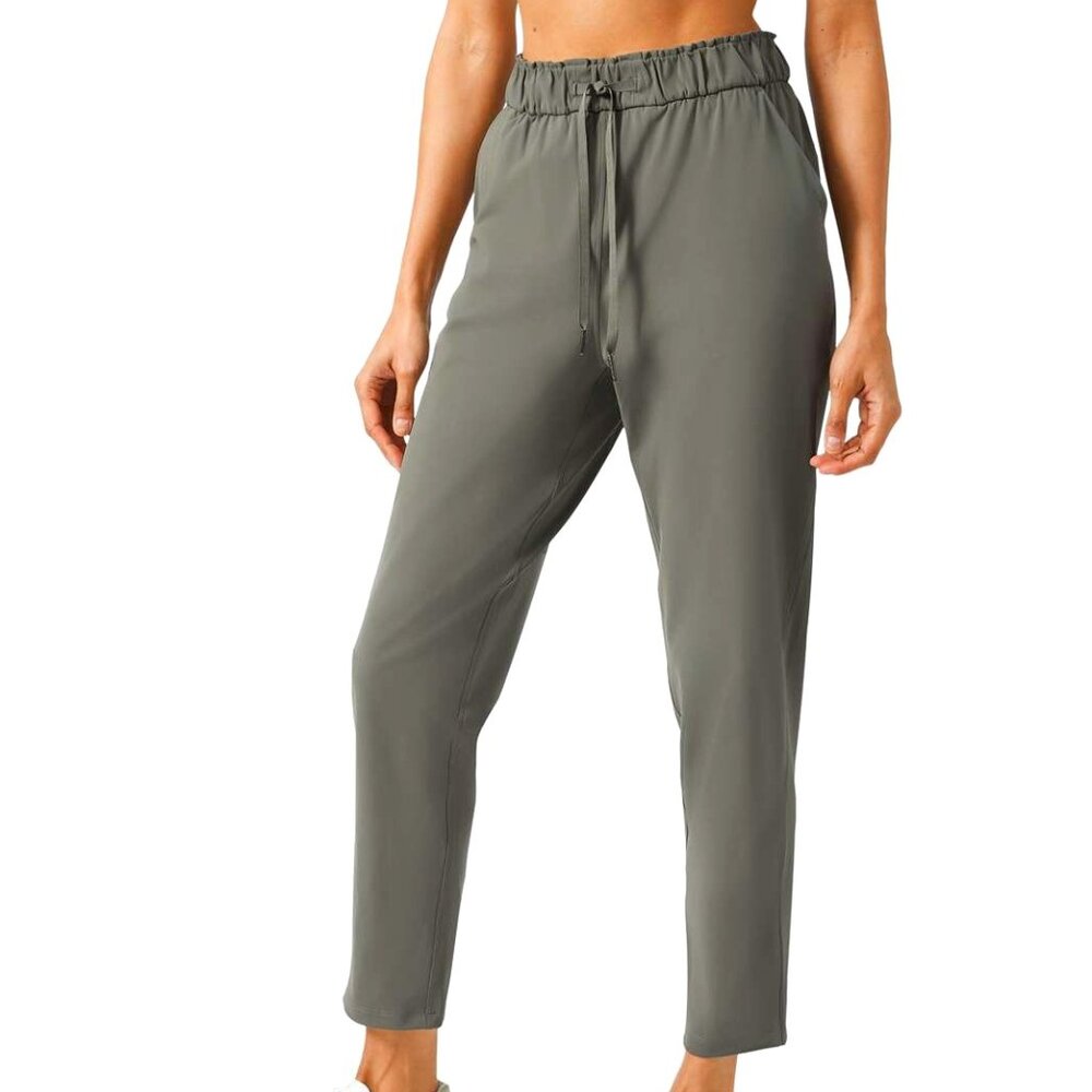 Lululemon Keep Moving Pant, Size 6 Grey Sage - Never Worn